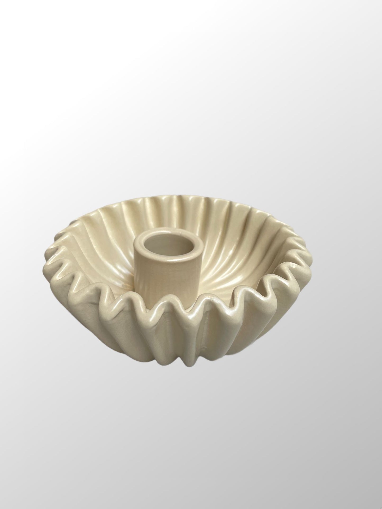 Wave Candleholder Sand - 12cm