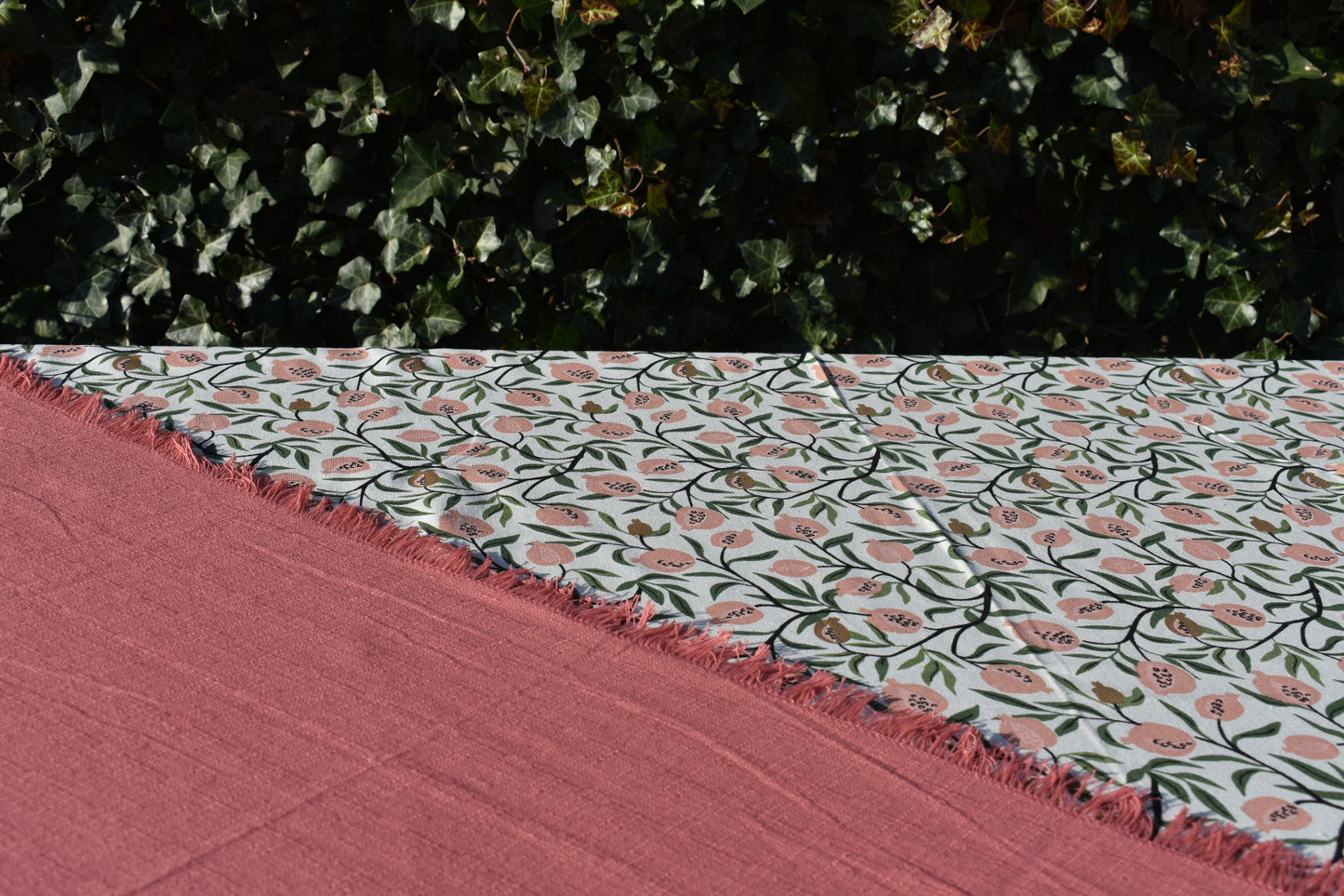 Mooi tafelkleed met een kleurrijk uiterlijk